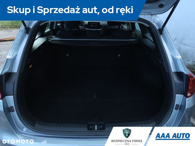Kia Ceed - 14