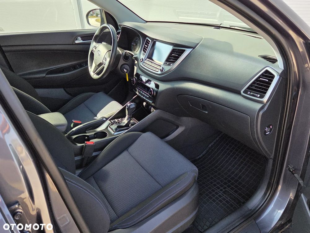 Hyundai Tucson blue 1.7 CRDi 2WD DCT Classic - 31
