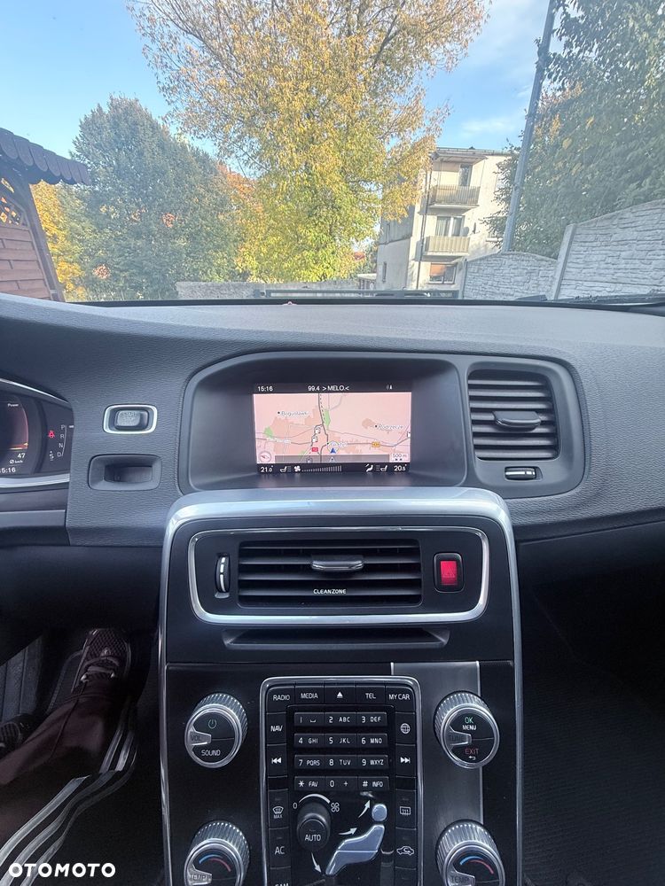Volvo V60 - 10
