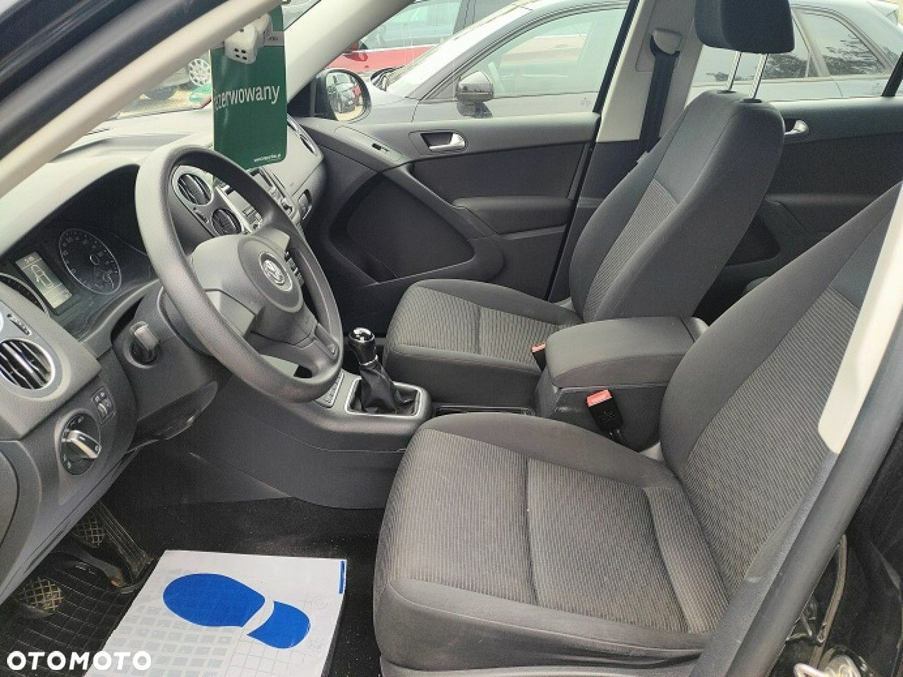 Volkswagen Tiguan - 12
