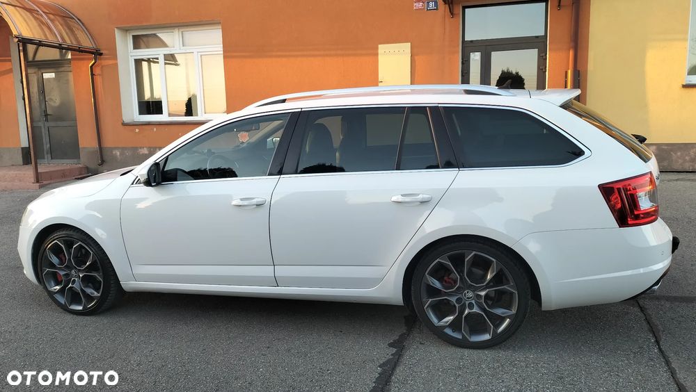 Skoda Octavia 2014 photo 3