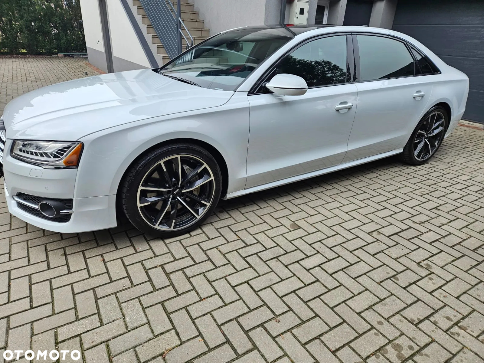 Audi A8 - 3