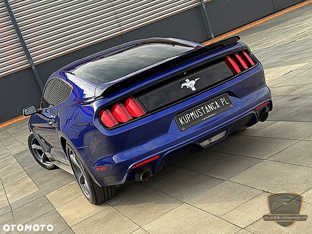 Ford Mustang - 3