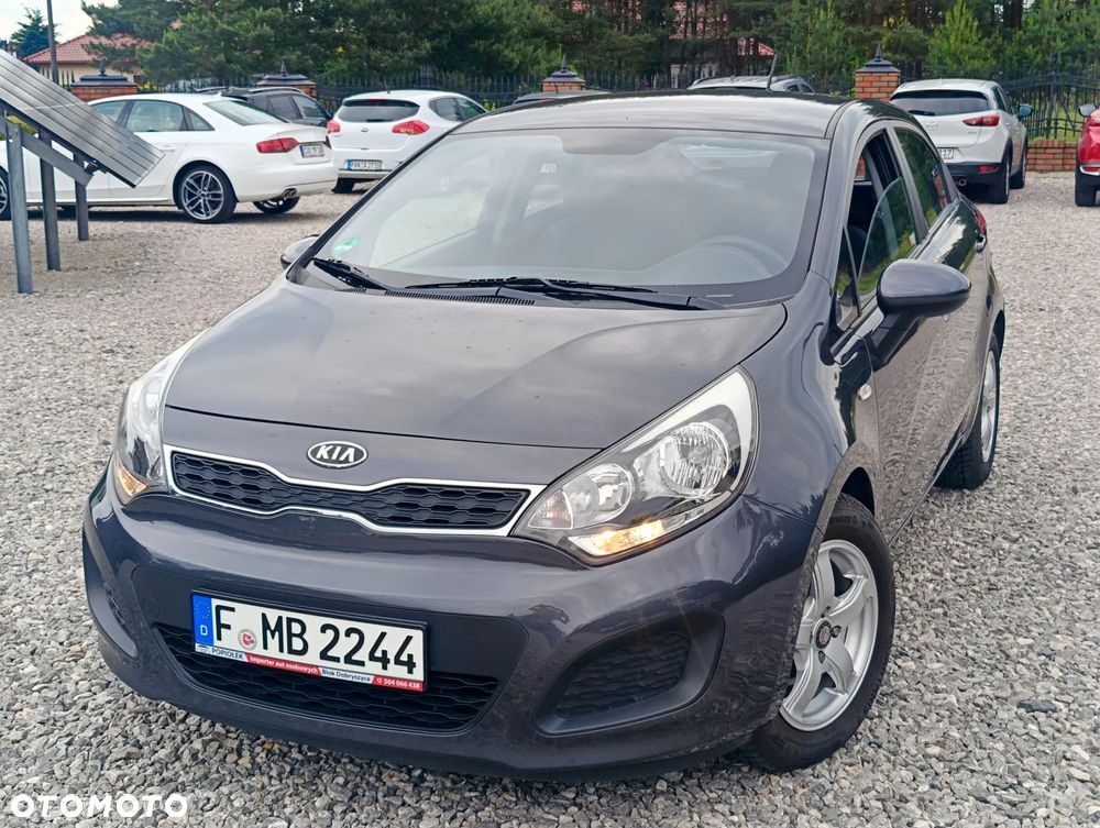 Kia Rio 1.2 Attract - 2