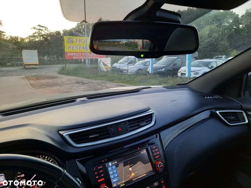 Nissan Qashqai 1.2 DIG-T Xtronic TEKNA - 31