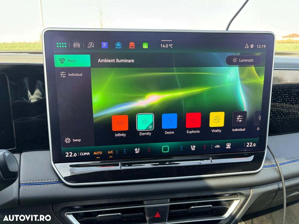 Volkswagen Tiguan 2.0 TDI DSG 4Motion R-Line - 18