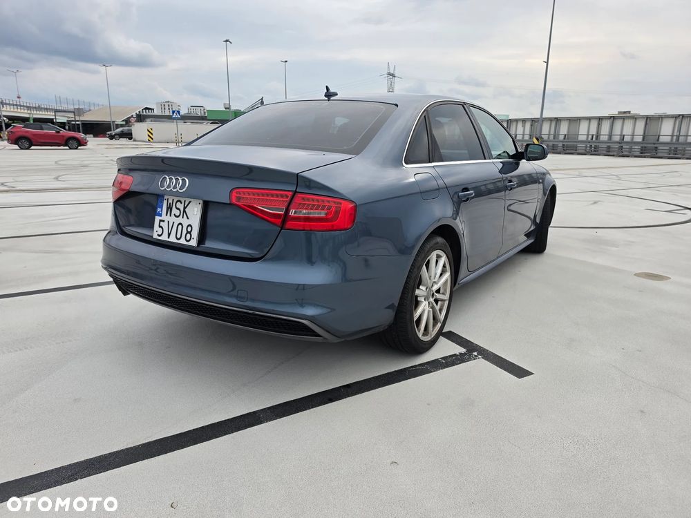Audi A4 Limousine - 10