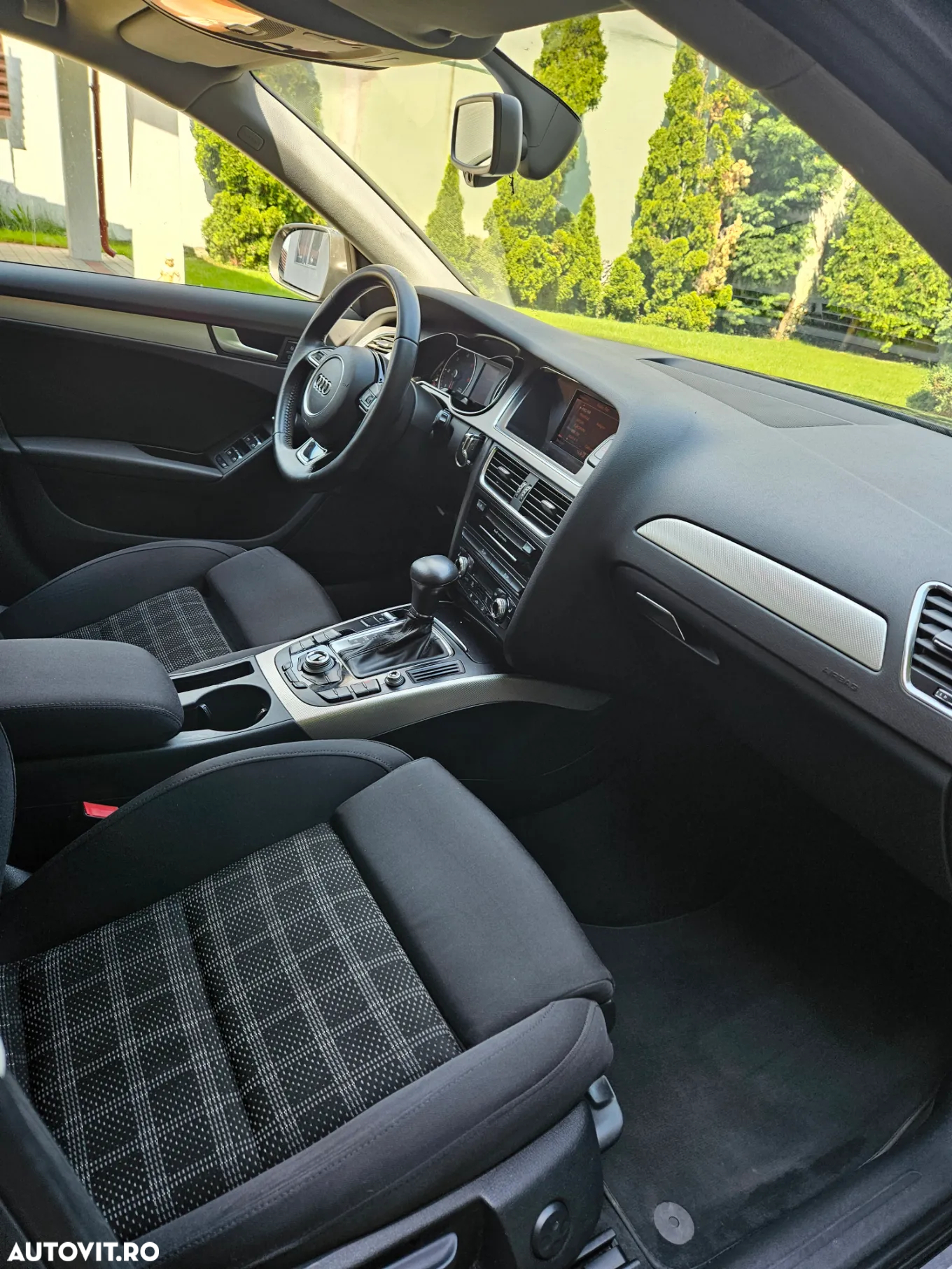 Audi A4 Avant 2.0 TDI DPF multitronic Attraction - 12