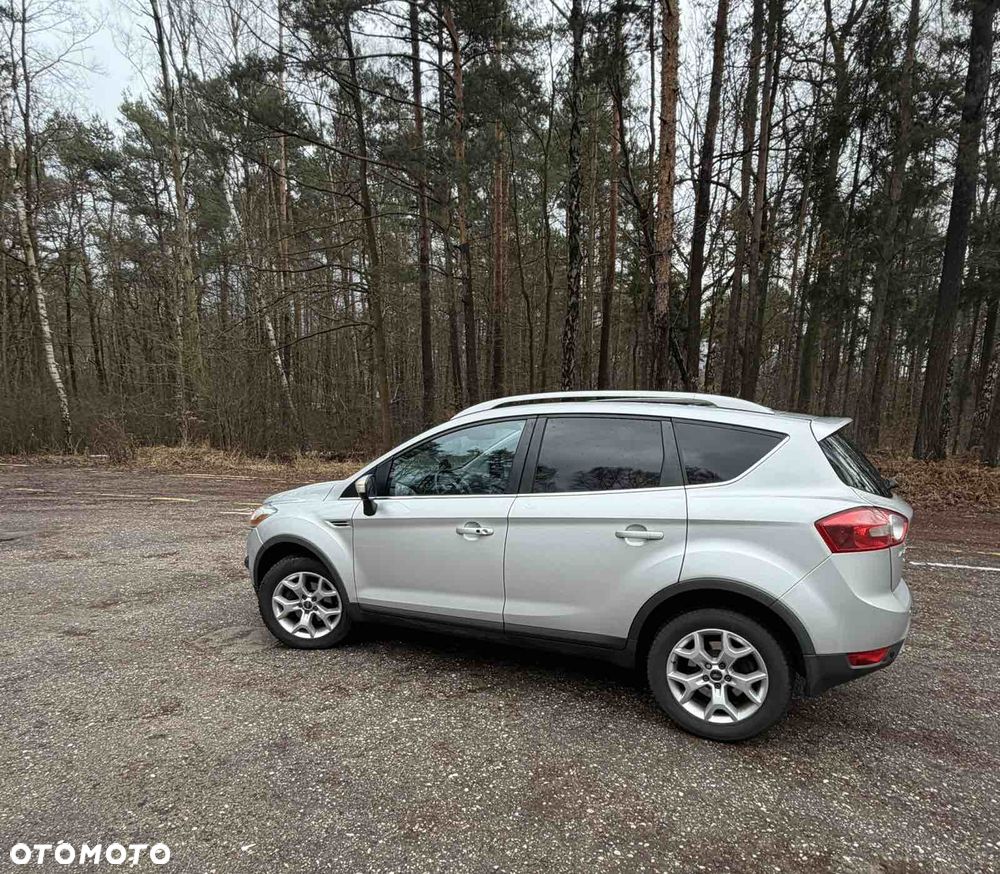 Ford Kuga 2.0 TDCi Titanium - 3