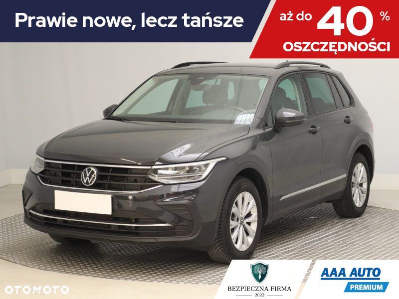 Volkswagen Tiguan - 2