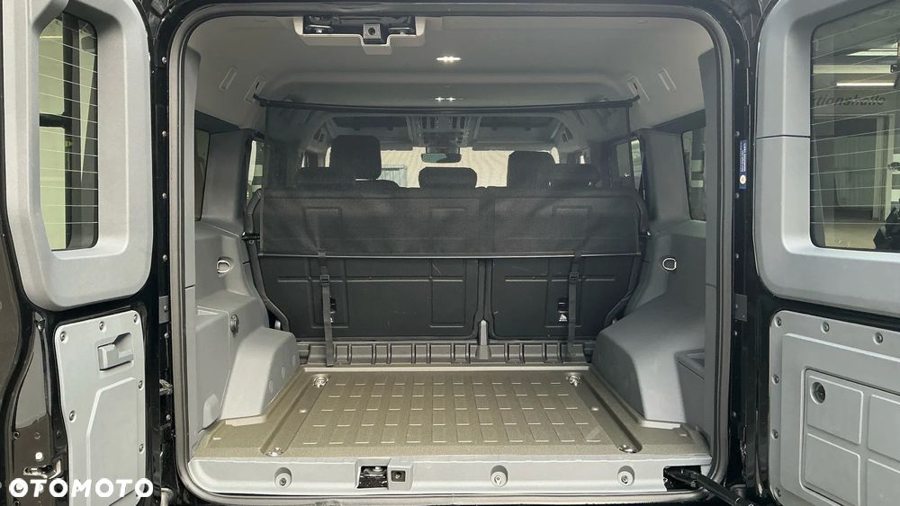 Ineos Grenadier Station Wagon 3.0L Turbo - 17