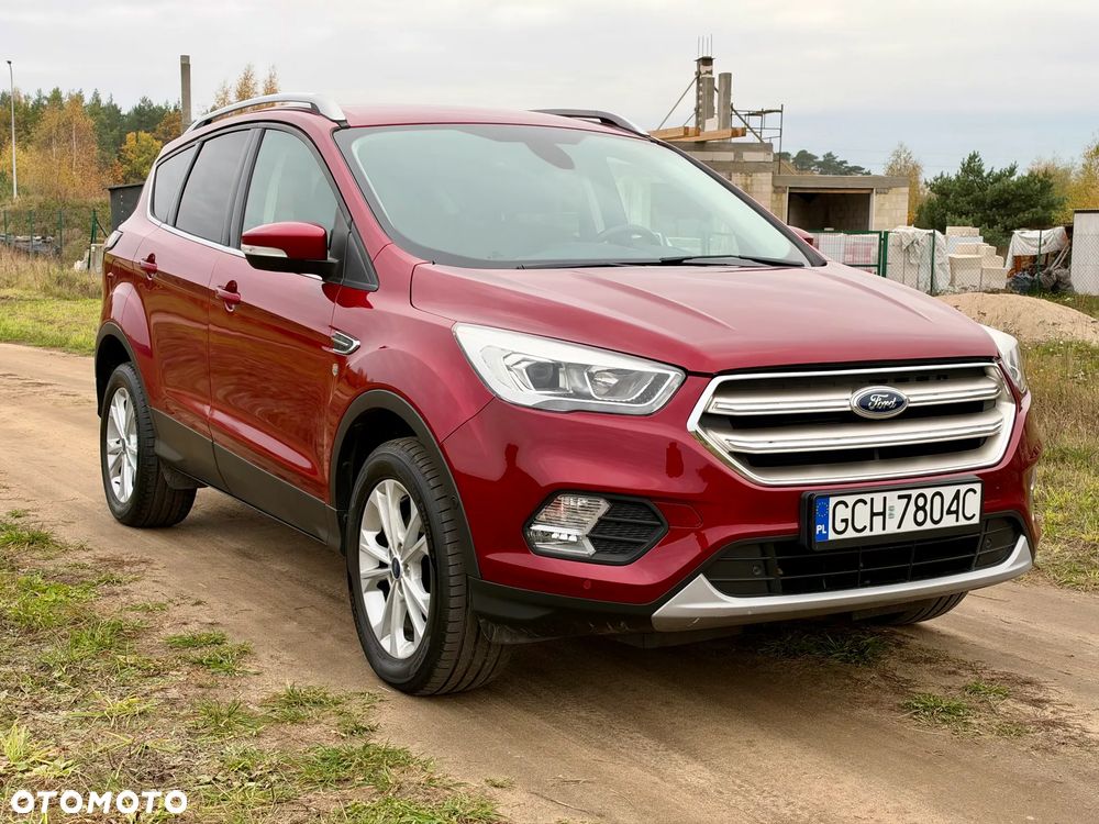 Ford Kuga 1.5 EcoBoost 2x4 Titanium - 3