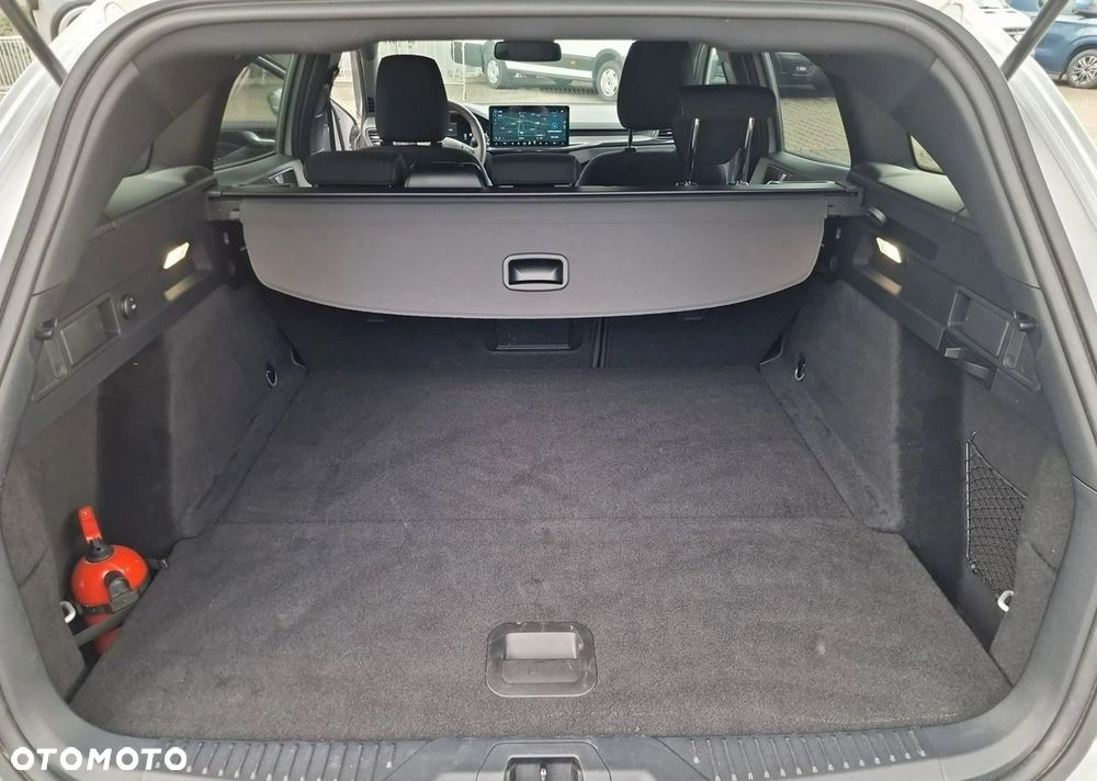 Ford Focus 1.0 EcoBoost Hybrid ST-LINE X - 20