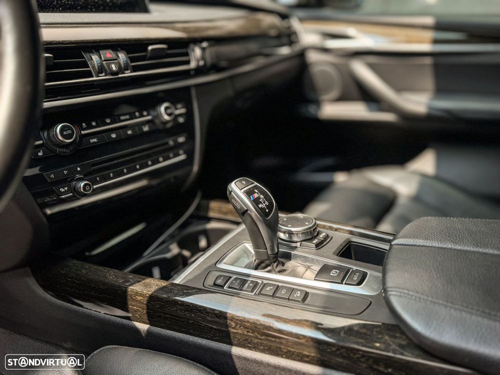 BMW X5 M50 d - 13