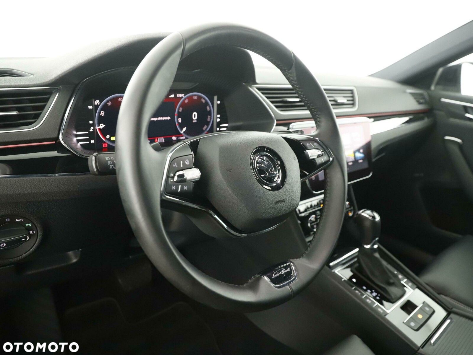 Skoda Superb 2.0 TDI SCR L&K DSG - 6