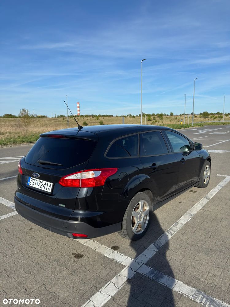 Ford Focus 1.0 EcoBoost Trend - 6