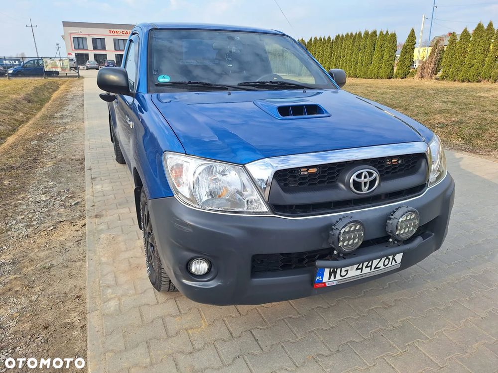 Toyota Hilux 2.5 D-4D DLX - 5