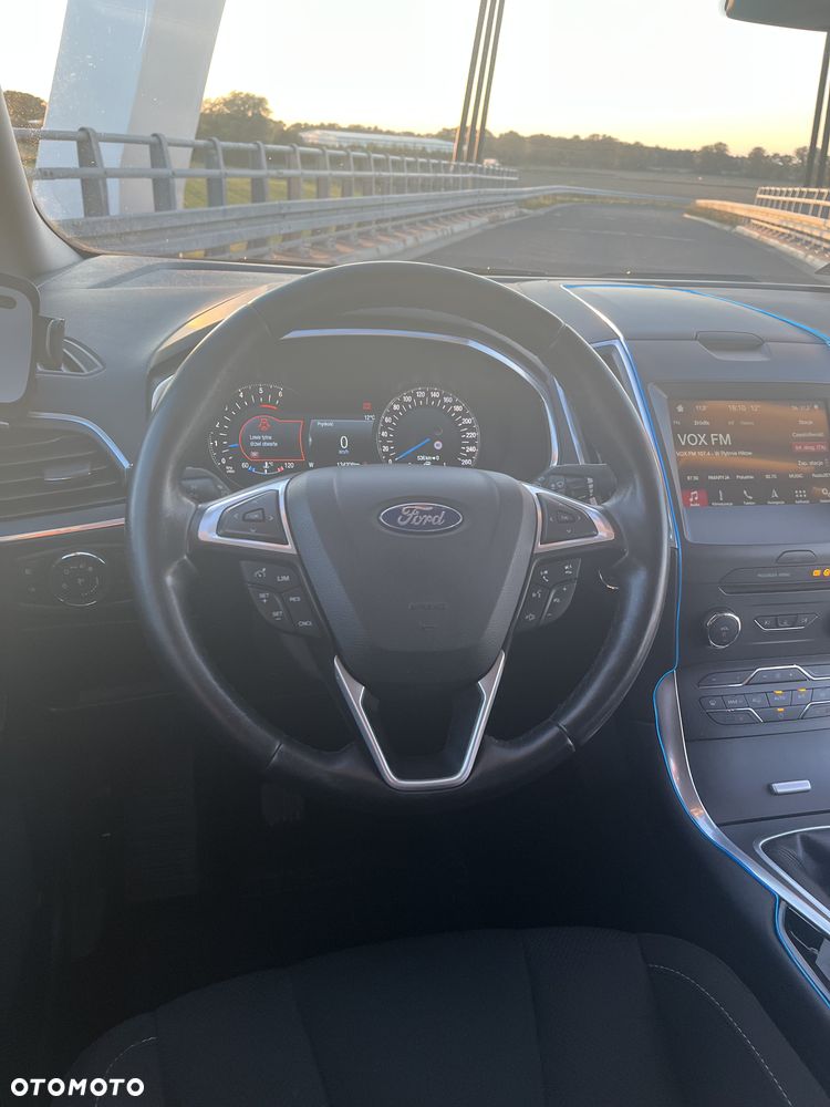 Ford S-Max 2.0 TDCi Trend - 15