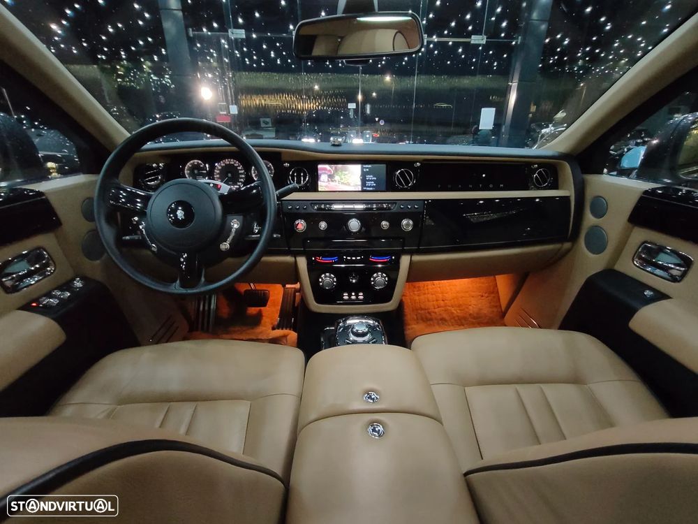 Rolls Royce Phantom 6.8 V12 - 22