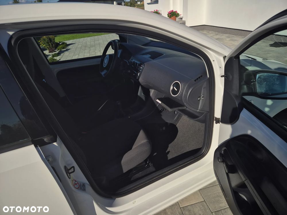 Volkswagen up! 1.0 move Perfectline - 14
