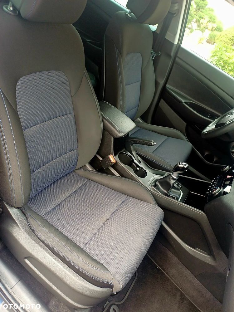 Hyundai Tucson blue 1.6 GDi 2WD Advantage - 23