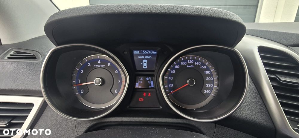 Hyundai i30 - 32