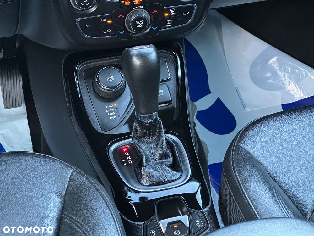 Jeep Compass 2.0 MultiJet Active Drive Automatik Business Line - 29