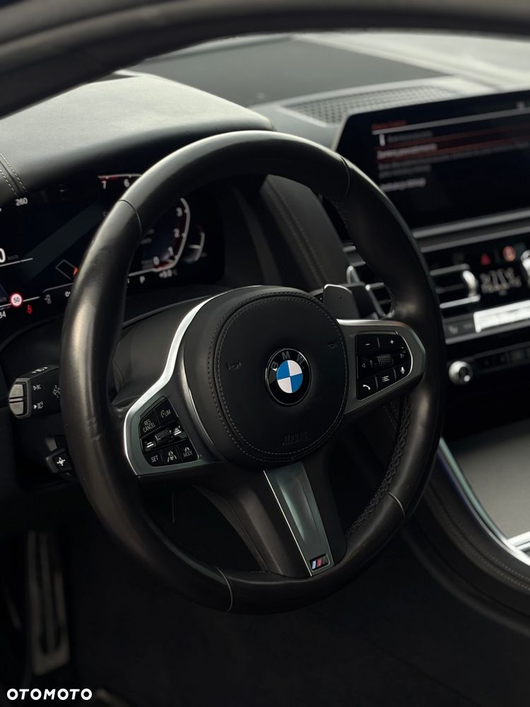 BMW Seria 8 840i - 10