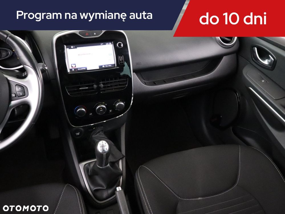 Renault Clio - 10