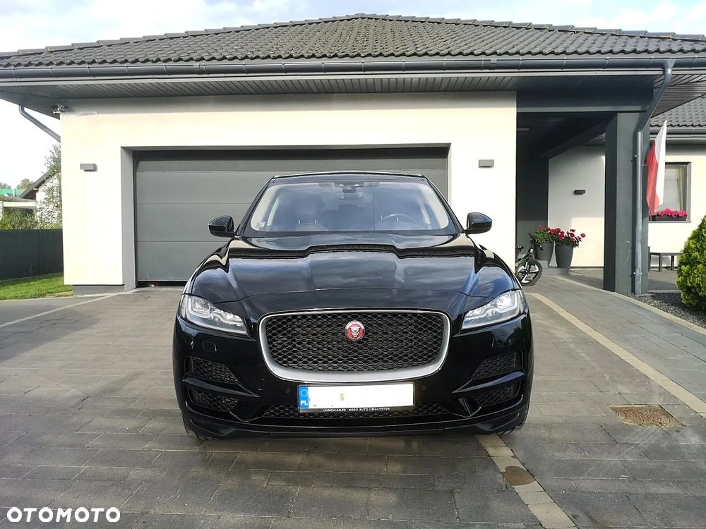 Jaguar F-Pace - 4