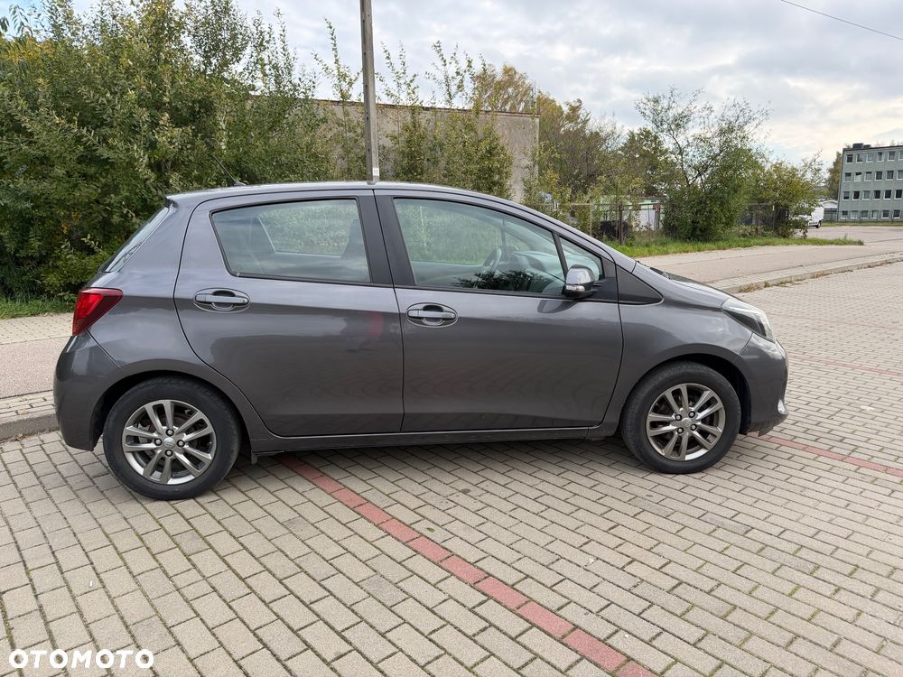 Toyota Yaris - 6