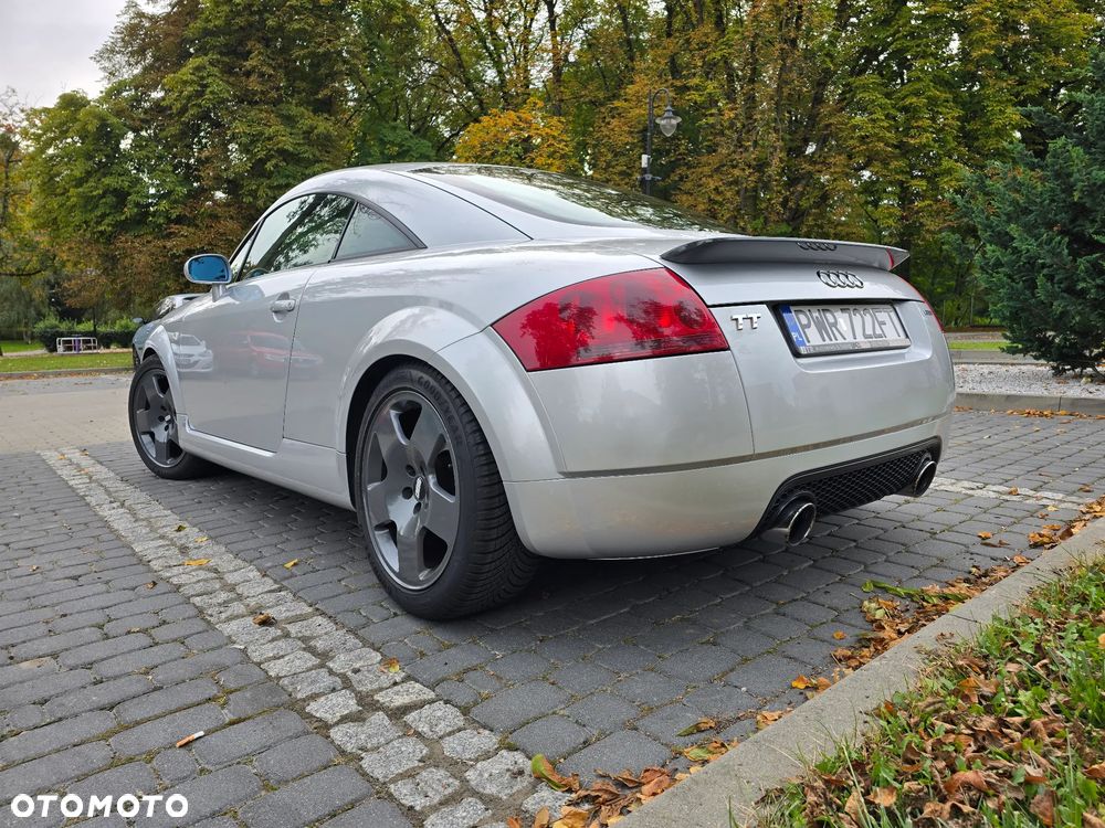 Audi TT Coupé 1.8T Quattro - 30