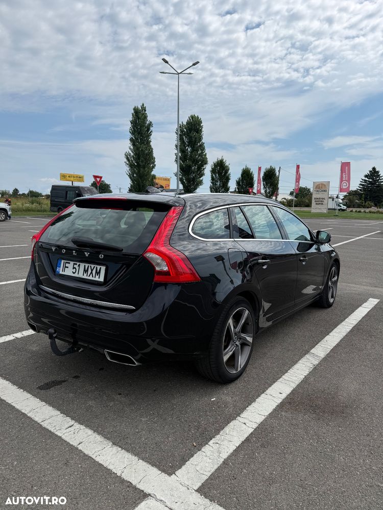 Volvo V60 D6 Plug-In-Hybrid AWD Geartronic Momentum - 5