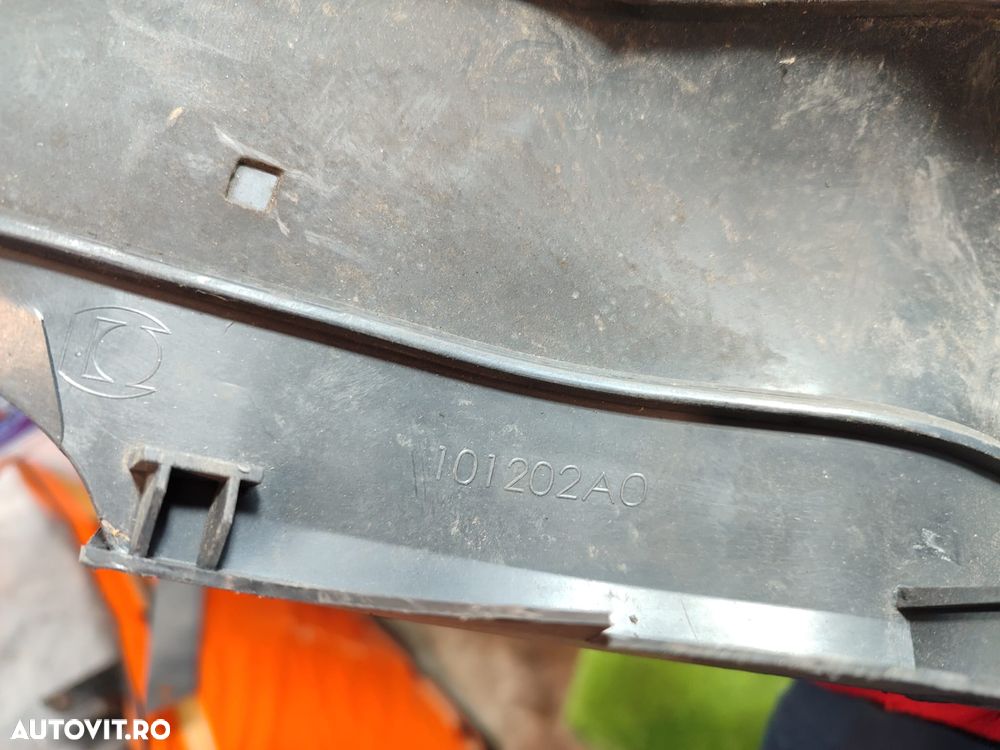 DEFLECTOR AER RENAULT CLIO 4 1.2 BENZINA 2016 COD OEM 214B30199R / 2012-2018 - 7