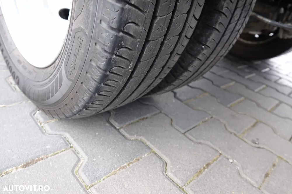 Renault MAXITY 140 / BALATĂ / DOUĂ TRANSPORTURI / MANUALĂ / 3 LOCURI / - 20