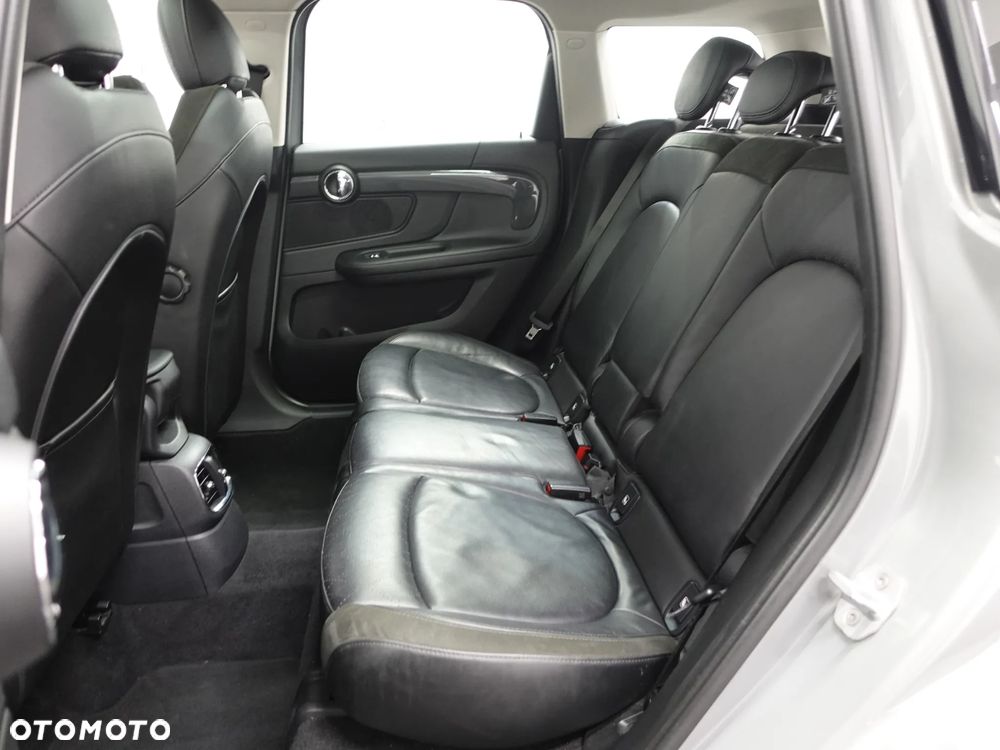 MINI Countryman Cooper All4 Essential Trim - 22