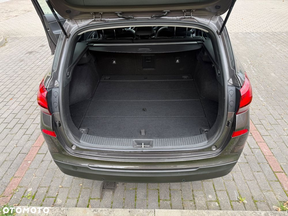 Hyundai i30 1.4 T-GDI Premium DCT - 13