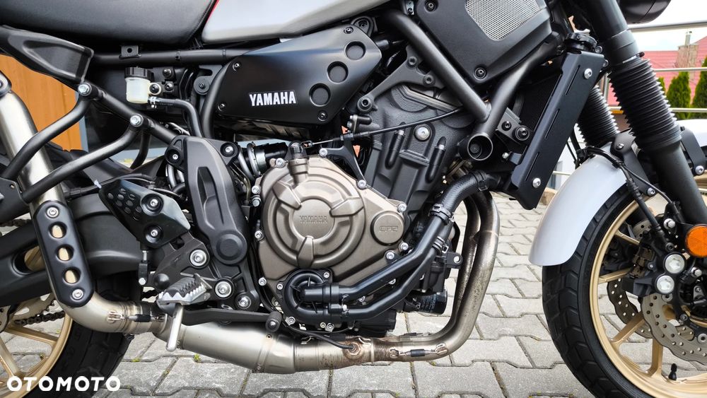 Yamaha XSR - 25