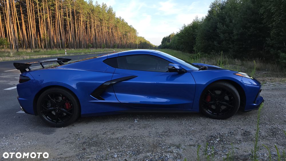 Chevrolet Corvette - 5