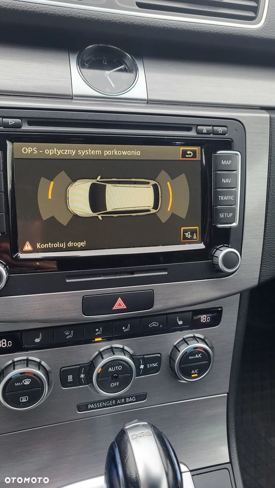 Volkswagen Passat 2.0 TDI Highline R-Style DSG - 27