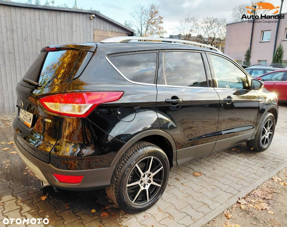 Ford Kuga 1.5 EcoBoost 2x4 Titanium - 16