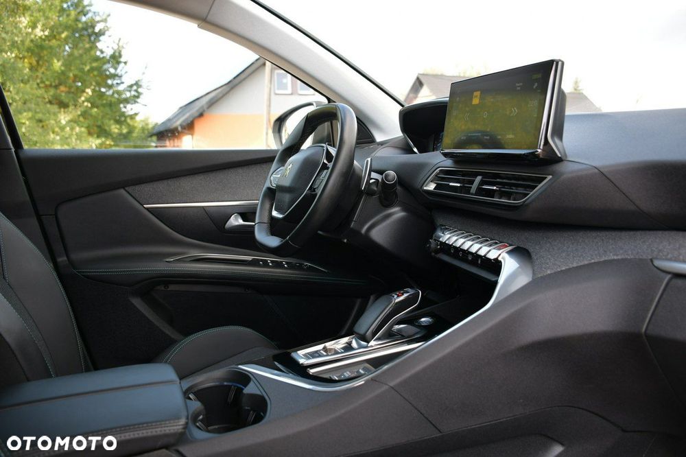 Peugeot 3008 1.6 PureTech Hybrid PHEV Allure Pack S&S EAT8 - 23