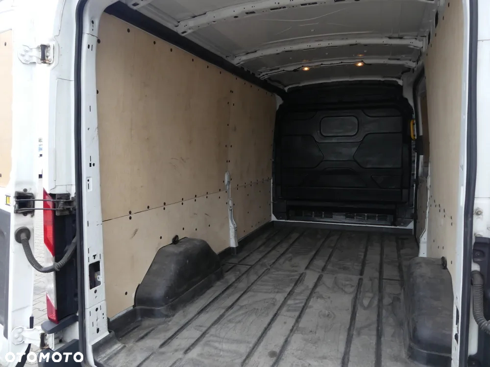 Ford TRANSIT 2.0 TDCI 130KM FURGON - 8