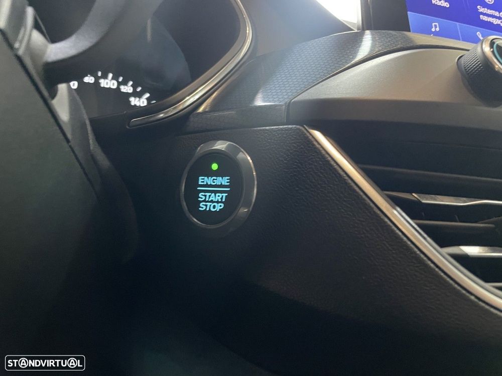 Ford Focus 1.0 EcoBoost Active - 22