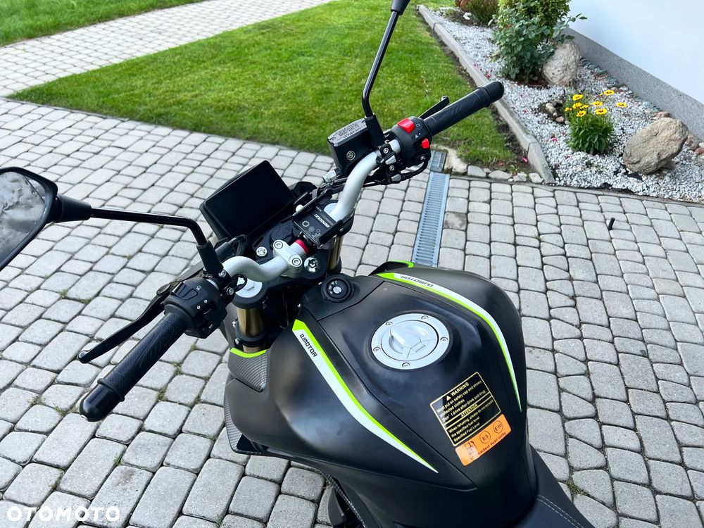 QJMOTOR SRK 125S - 14