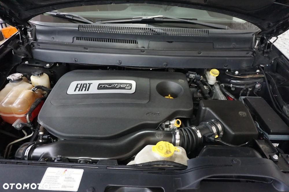 Fiat Freemont 2.0 Multijet 16V DPF Automatik Allrad Lounge - 16