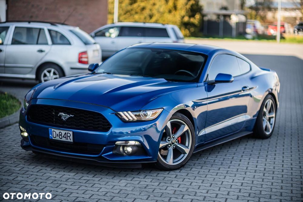 Ford Mustang - 3
