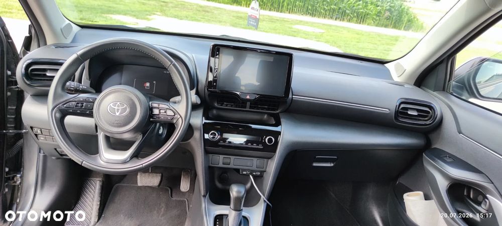 Toyota Yaris - 10