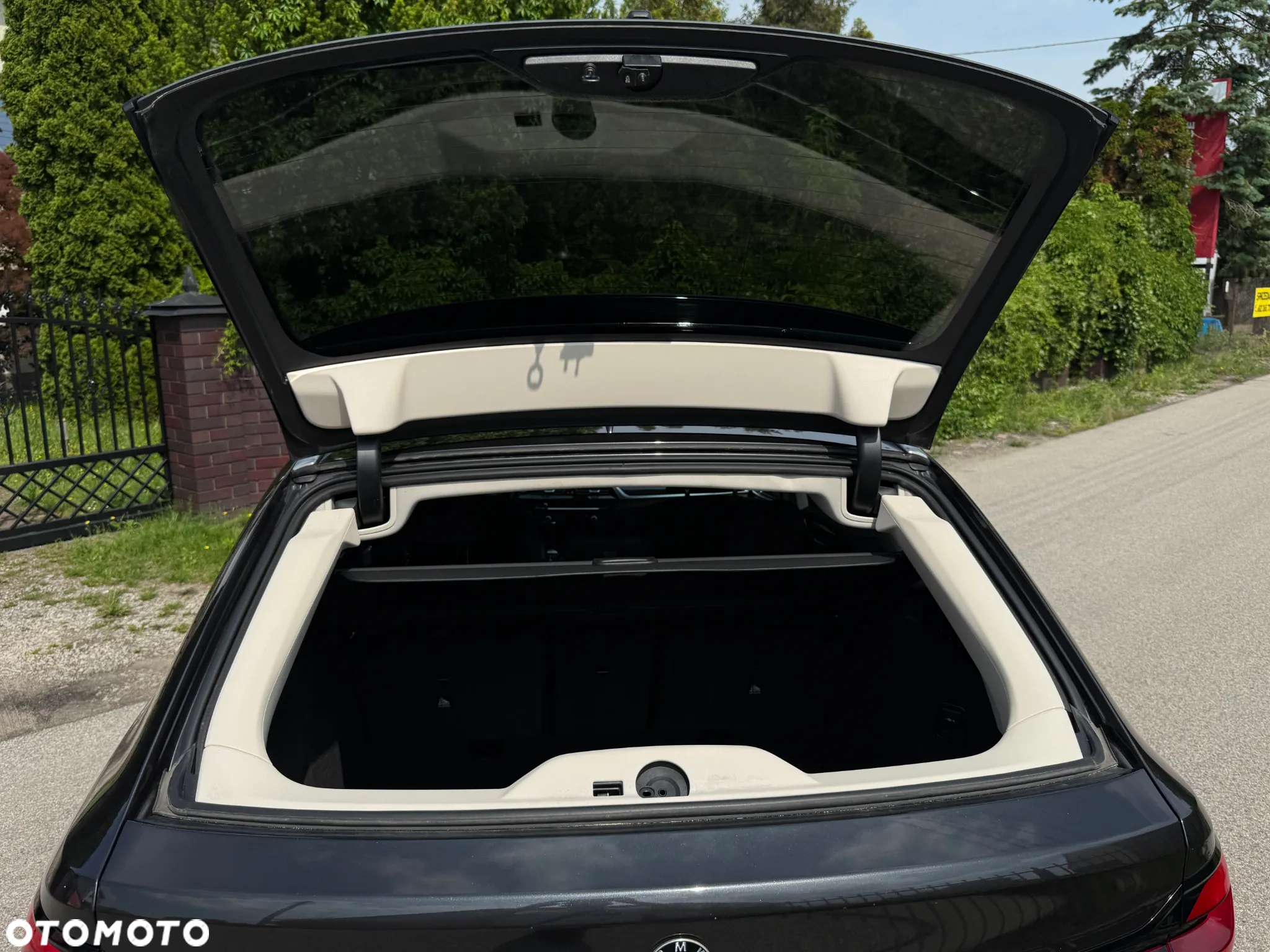 BMW Seria 5 530d xDrive Luxury Line - 37
