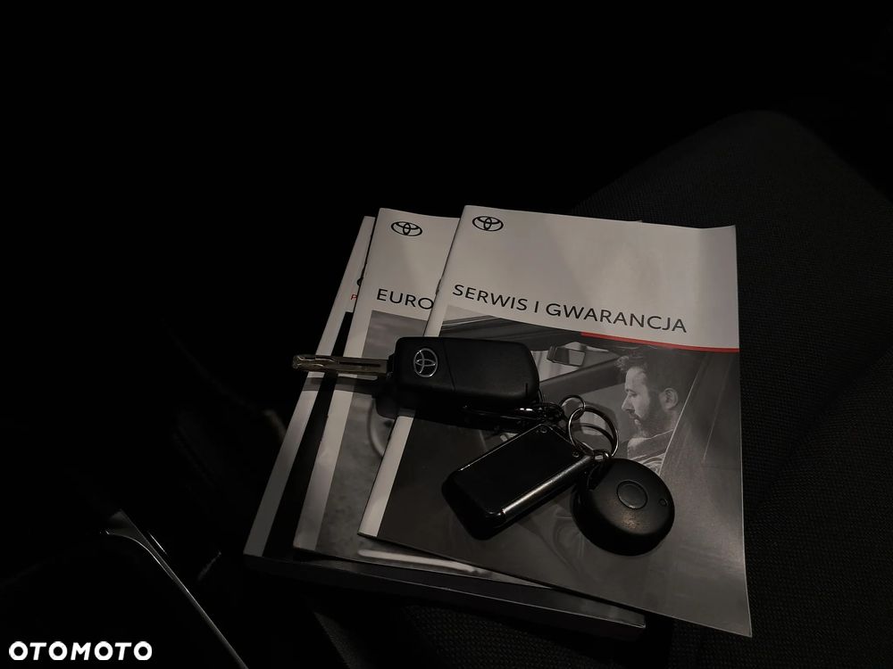 Toyota Corolla - 17